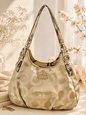 COACH 2011 Signature Op Art F16789 Authentic Shoulder Bag With Snake Skin